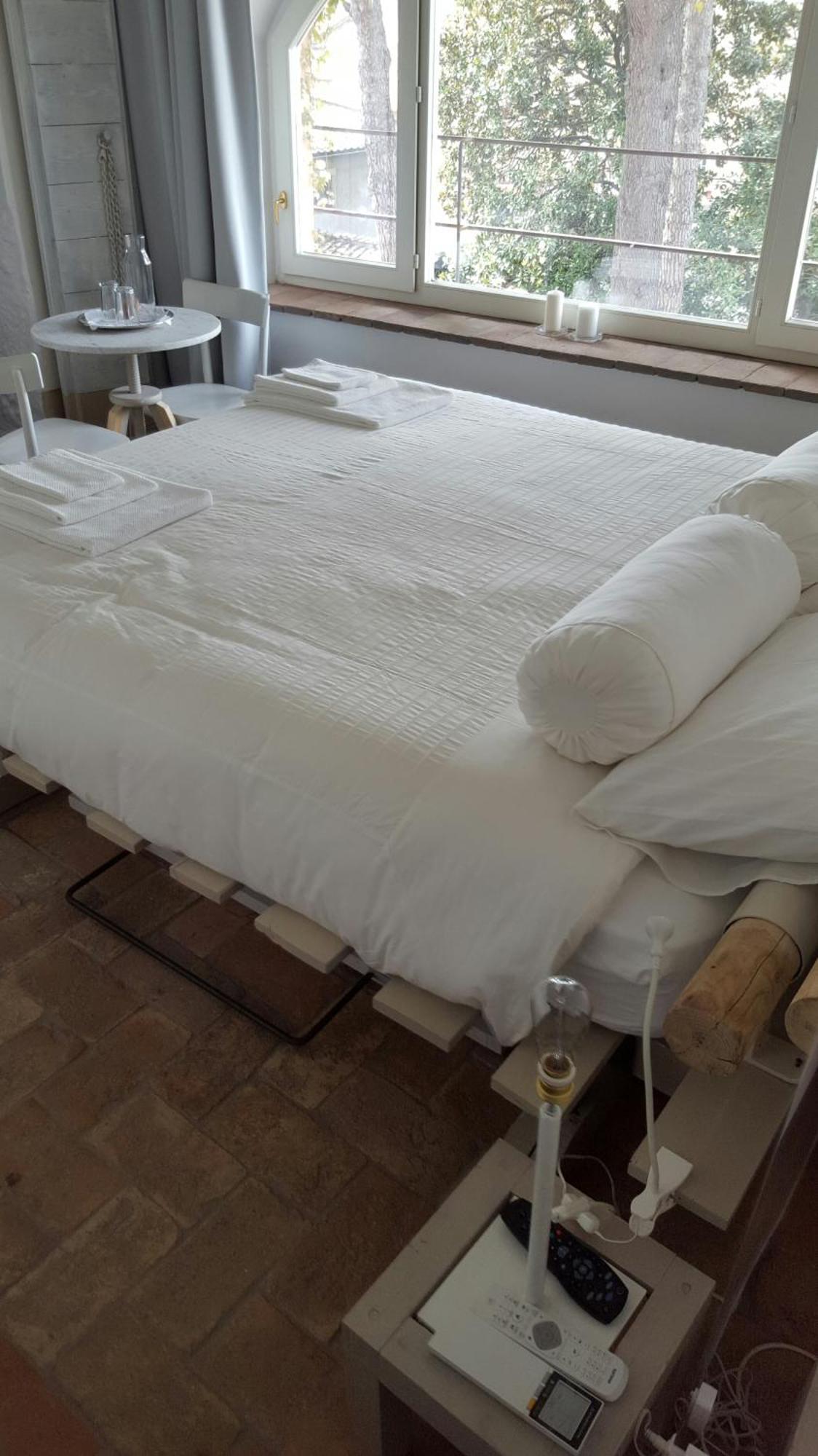 B&B A Piazza Del Gesu Viterbo Luaran gambar
